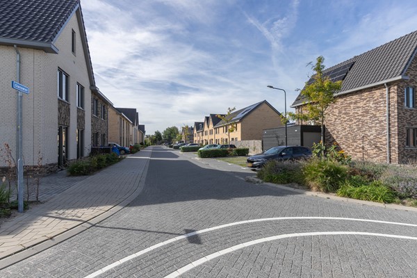 Medium property photo - Glanswier 26, 2371 KJ Roelofarendsveen